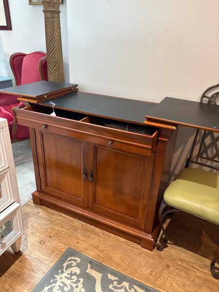 Bar cabinet