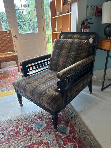 Brown plaid chair