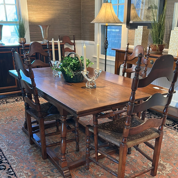 Dining room table & 6 chair